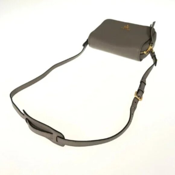 PRADA Vitello phoenix Shoulder bag - Picture 3 of 5